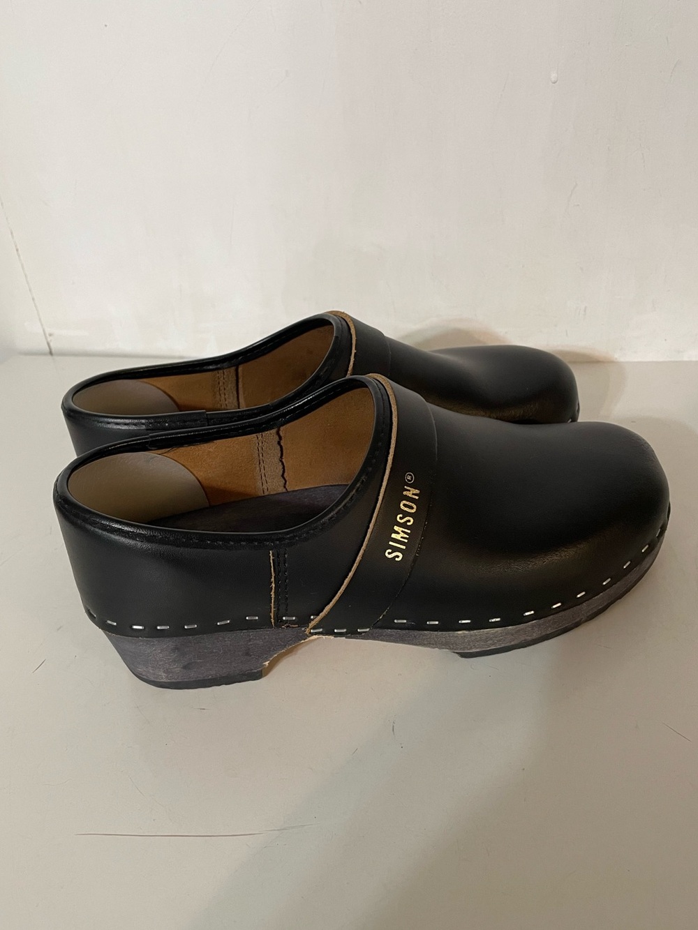 Simson Dutch Wood and Leather Maestro Clogs